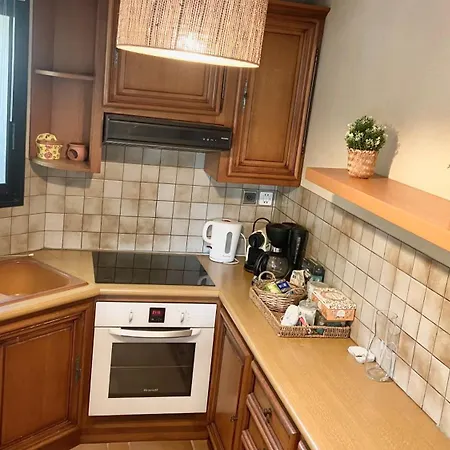 Les Ormeaux Apartment